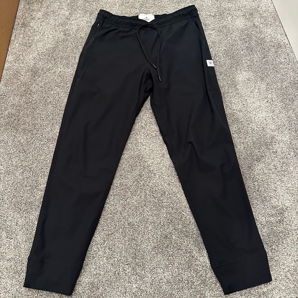 reigning champ coach's jogger size medium